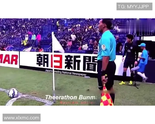 全球足球明星齐聚综艺舞台展现多才多艺的精彩瞬间